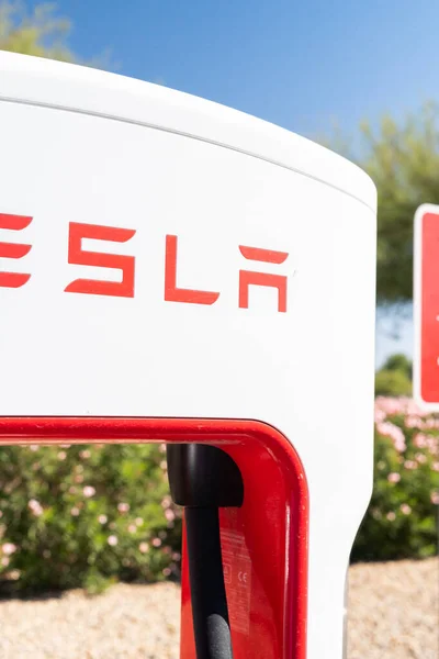 Las Vegas California Usa October 2021 Tesla Supercharging Station — стокове фото