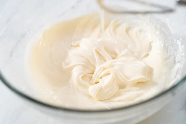 Mixing Ingredients Large Glass Mixing Bowl Make Cream Cheese Glaze — Stock Photo, Image