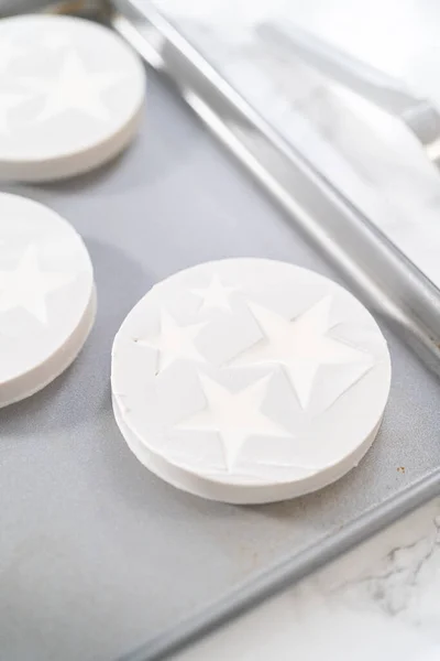 Filling Silicone Mold White Melted Chocolate Make Chocolate Chocolate Stars — ストック写真