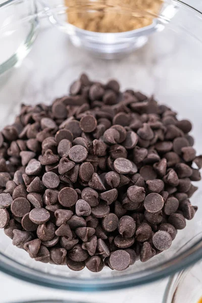 Ingredientes Medidos Tazón Vidrio Para Hornear Pastel Manojo Calabaza Chocolate —  Fotos de Stock
