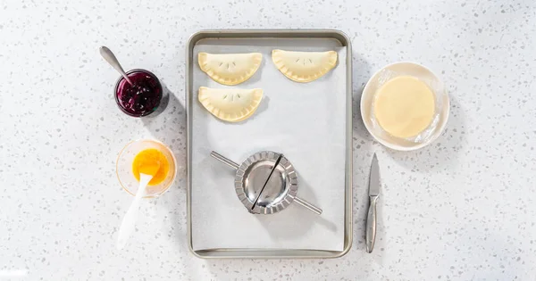 Flat Lay Filling Empanada Dough Blueberry Pie Filling Make Sweet — Stock Photo, Image