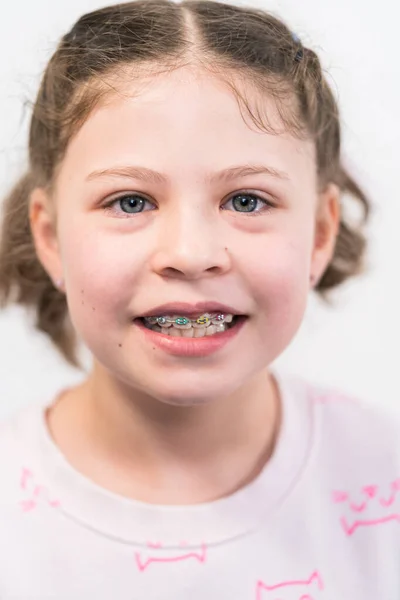 Little Girl Rainbow Braces Smiling Camera — Stock Photo, Image
