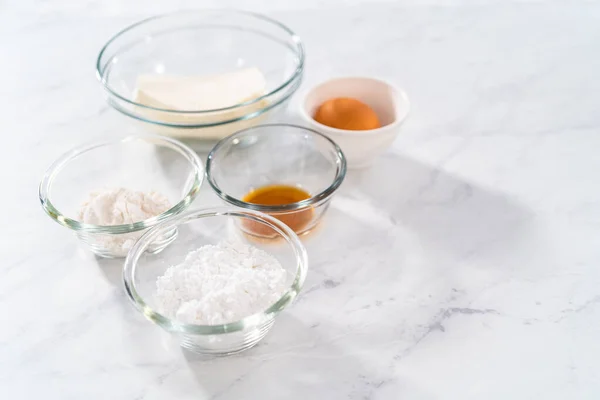 Measured Ingredients Glass Mixing Bowls Make Cream Cheese Filling — Stock Photo, Image