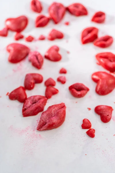 Dusting Chocolate Lips Heart Shaped Chocolates Editable Glitter Valentines Day — Stok fotoğraf