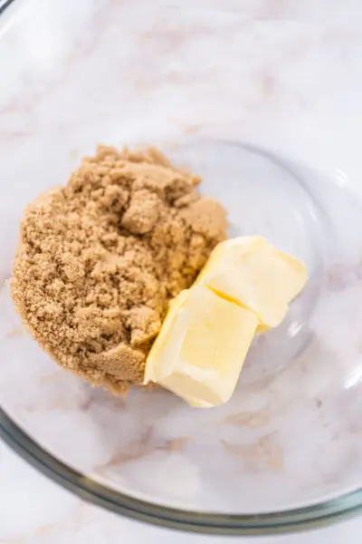 Mixing Ingredients Large Glass Mixing Bowl Bake Apple Oatmeal Cookies — Stock Photo, Image