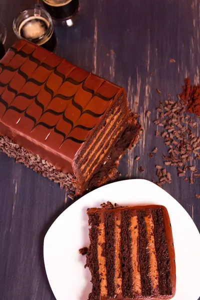 Linker Brauereimilch Stout Kuchen Mit Mehreren Lagen Dickköpfiger Schokoladenkuchen Gefüllt — Stockfoto