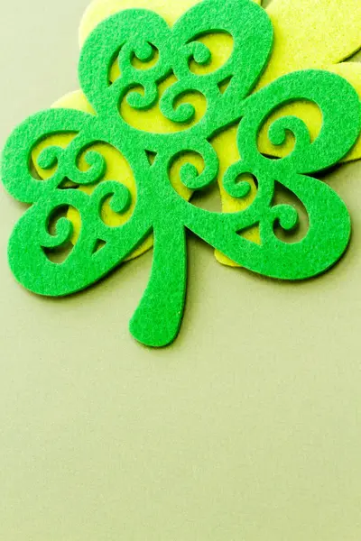 Patricks Day Doilies Green Background — Stock Photo, Image