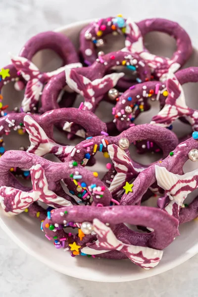 Homemade Chocolate Dipped Pretzel Twists Decorated Colorful Sprinkles Chocolate Mermaid — Stock Photo, Image