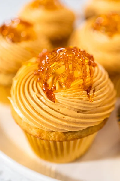 Freshly Baked Dulce Leche Cupcakes Kitchen Counter — Stock Photo, Image