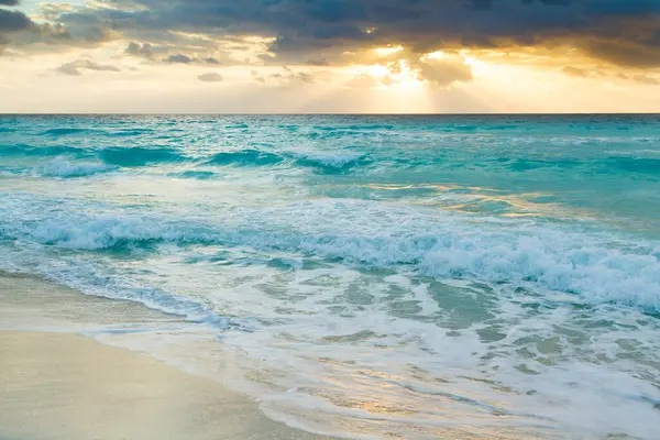Soluppgång Över Stranden Karibiska Havet — Stockfoto