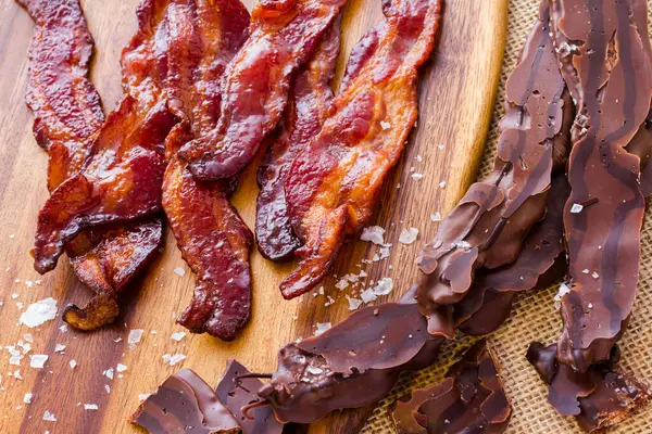 Chocolate Covered Bacon Salt — Stock Photo, Image