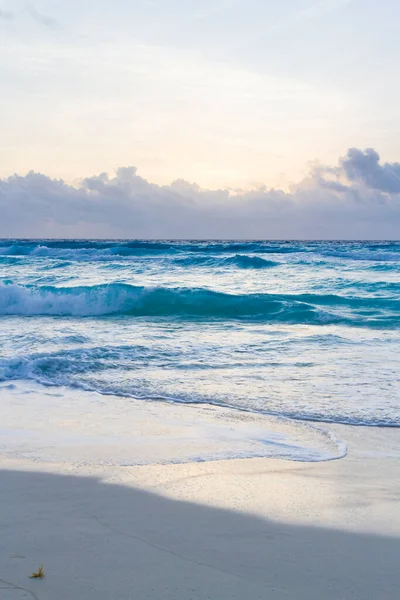 Soluppgång Stranden Karibiska Havet — Stockfoto