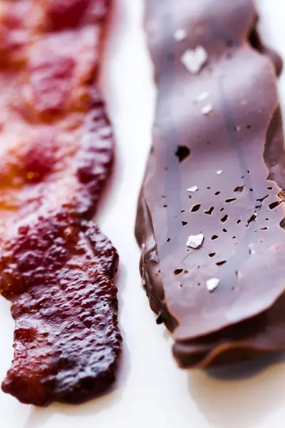 Bacon Recouvert Chocolat Sel — Photo