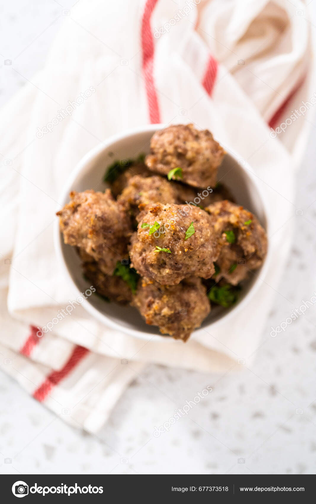 Tsukune de Queijo e Tomate (Almôndegas Yakitori)