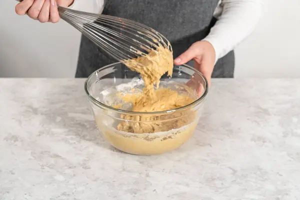Mixing Ingredients Hand Whisk Large Mixing Bowl Bake Banana Cookies — Foto Stock