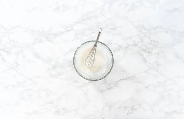 Mixing Ingredients Hand Mixer Large Mixing Bowl Make Lemon Glaze — Stockfoto