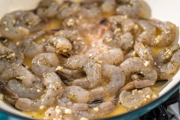 Frying Marinated Shrimp Cast Iron Frying Pan Prepare Garlic Shrimp — Stock Photo, Image
