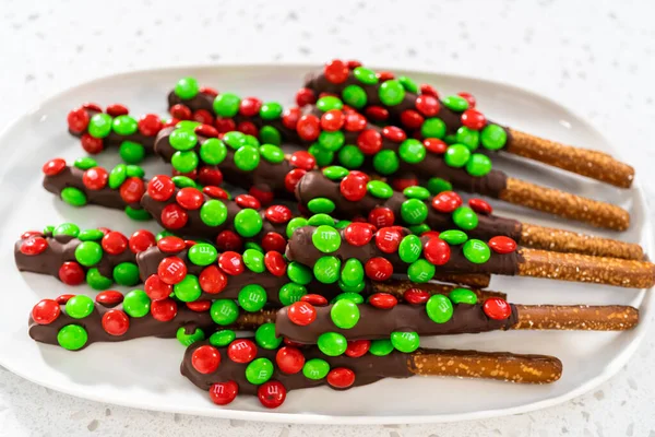 Denver Colorado Usa December 2022 Chocolate Covered Pretzels White Serving — Stock Photo, Image