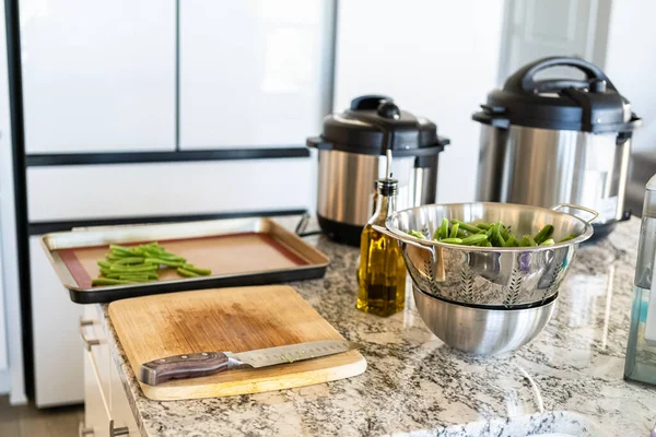 Watch Fresh Green Beans Beautifully Roasted Perfection Baking Sheet Silicone — Stock Photo, Image