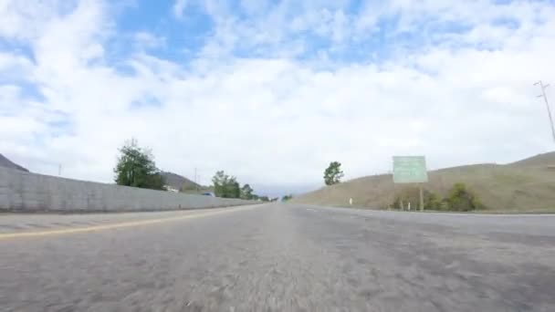 Mrazivého Zimního Dne Projíždí Ikonické Dálnici 101 Poblíž San Luis — Stock video