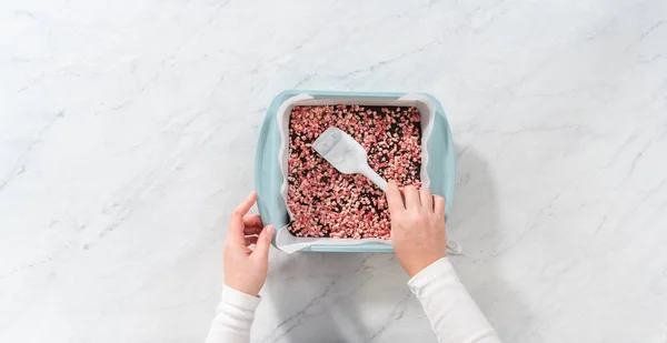 Flat Lay Sprinkling Chocolate Peppermint Chips Top Unbaked Chocolate Brownies — Stock Photo, Image