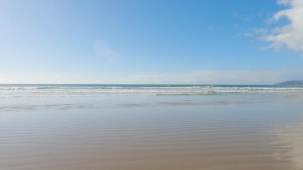 Praia Pismo Surpreendentemente Vazio Durante Dia Inverno Oferecendo Uma Atmosfera — Vídeo de Stock