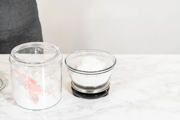 Para Glaseado Casero Queso Crema Esencial Medir Cuidadosamente Azúcar Polvo —  Fotos de Stock
