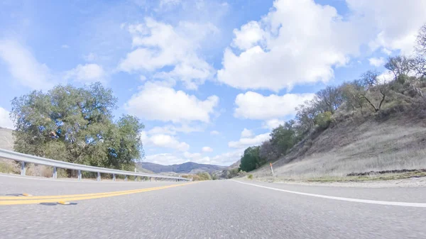 Vehículo Está Navegando Largo Autopista Cuyama Bajo Sol Brillante Paisaje — Foto de Stock
