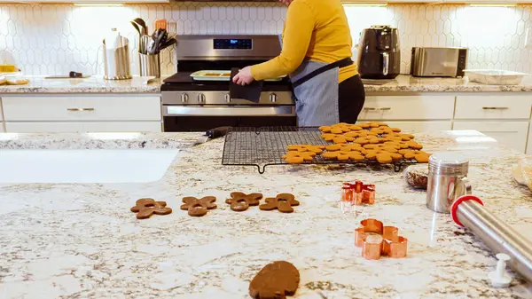 완벽하게 이러한 즐거운 쿠키는 와이어 우아하게 냉각되어 따뜻하고 향기로 현대적인 — 스톡 사진