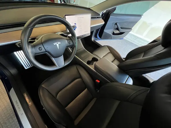 Касл Рок Колорадо Сша Марта 2024 Года Интерьер Автомобиля Tesla Лицензионные Стоковые Изображения