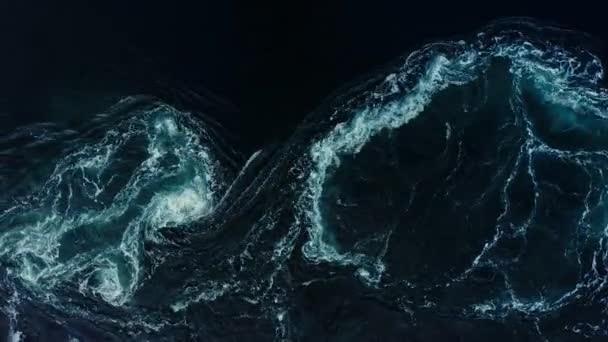 Abstracte Achtergrond Golven Van Het Zeewater Ontmoeten Onder Water Puntige — Stockvideo