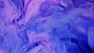 Renk sıçraması. Suyu boya. Mürekkep damlası. Açılış geçişi. Sis dokusunda açık pembe buhar bulutu karıştırma hareketi RED üzerinde soyut sanat arkaplan çekimi.