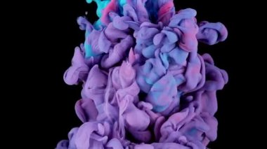 Sıvı Sanat Mistiği. Siyah Menekşe Sıvı Doku ve Parlak Sanatsal Çalışmalar Soyut Arkaplanda Yavaş Çekimde