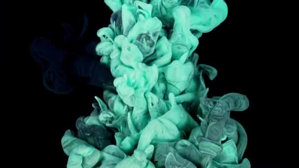 ミントグリーンアクリル液の輝きのテクスチャ 抽象的なペイントの背景 動き混合カラフルな雲インク — ストック動画