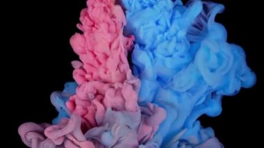 Suya yayılan mavi pembe simli mürekkep. Soyut arkaplan