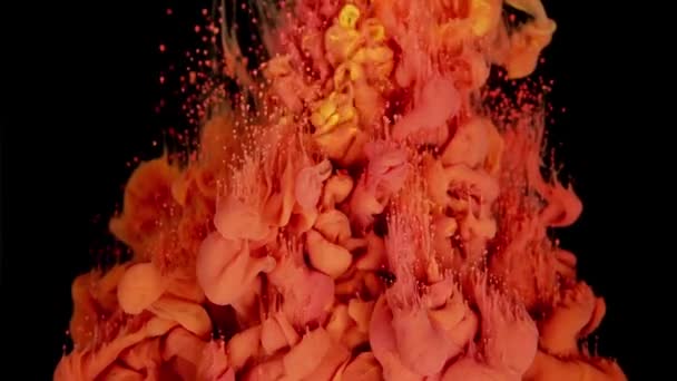 Collision Colorée Éclaboussures Peinture Jaune Rouge Interagissant Dans Eau — Video