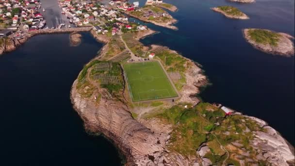 Northern Norways Campo Futebol Icônico Henningsv Lofoten Islands — Vídeo de Stock