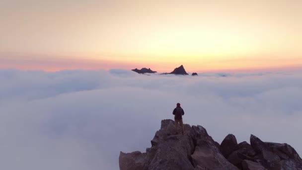 Panorama Della Montagna Segla Senja Norvegia Nebbia Magica Alla Base — Video Stock
