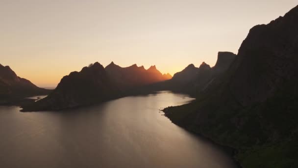 Kvällssolnedgång Lofoten Islands Norge Reine Lofoten Skärgård Nordland Norge — Stockvideo