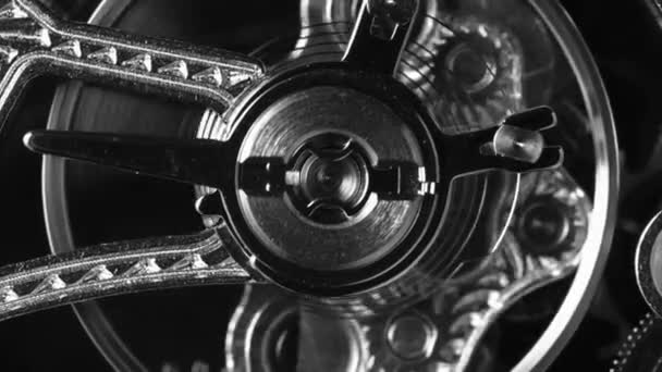 Czarny Biały Vintage Bliski Widok Mechanizmu Zegarka — Wideo stockowe