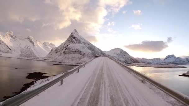 Rijden Een Winterweg Lofoten Noorwegen — Stockvideo