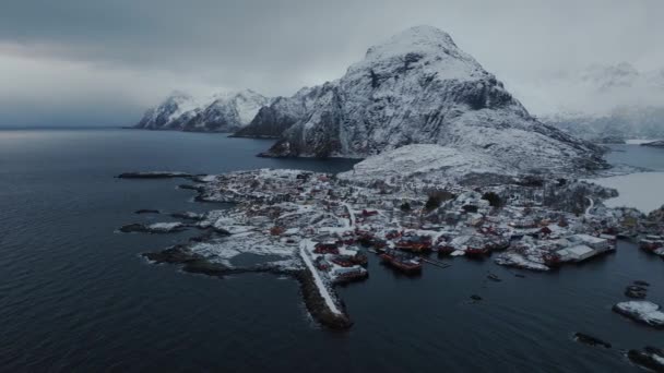 Αεροφωτογραφία Drone Πετούν Προς Amazing Village Lofoten Νορβηγία Ευρώπη — Αρχείο Βίντεο