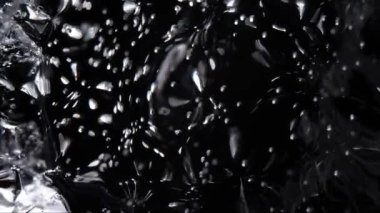 Renkli ateş ışığında buz küpü. soyut duvar kağıdı