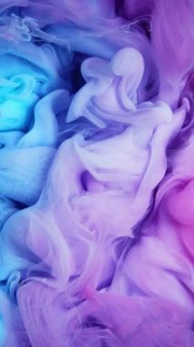 Büyüleyici girdaplar sergileyen, büyüleyici mavi ve mor renkler içeren soyut bir sıvı sanat eseri.