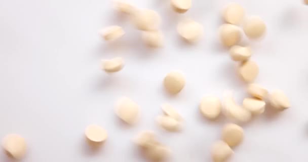 Nahaufnahme Draufsicht Eine Gruppe Von Pille Und Medikament Hellorange Fliegen — Stockvideo