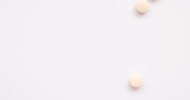 Primer Plano Vista Superior Grupo Pastillas Medicamentos Color Naranja Claro — Vídeo de stock