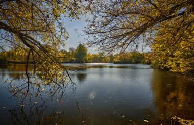 sonbahar manzara nehir manzaralı