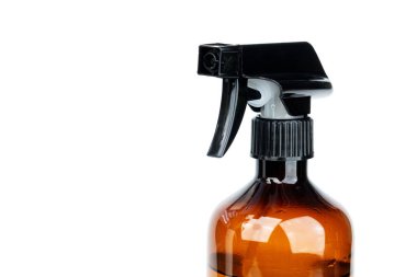 Beyaz bir arka plan üzerinde izole püskürtülen ilaç şişe