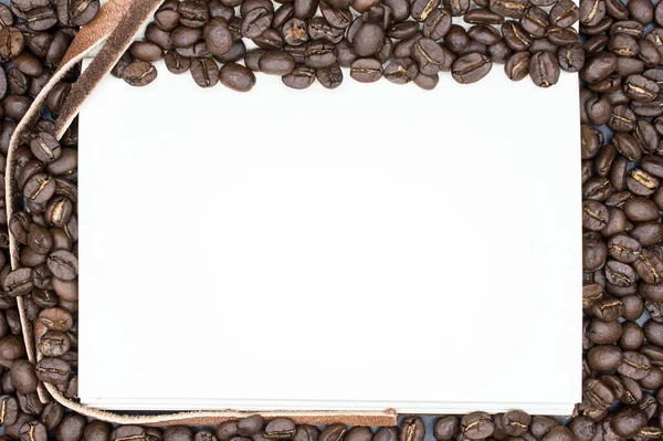 Książka Otworzyć Pustą Stronę Ramki Ziarna Kawy Tło — Zdjęcie stockowe
