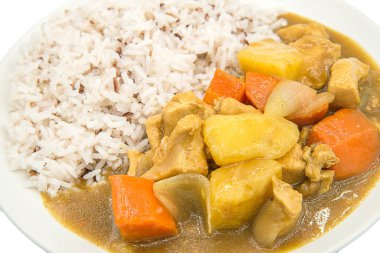 İzole edilmiş arka planda Japon körili tavuğu..